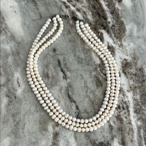 Elegant Pearl Necklace